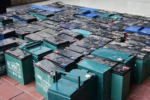 甘南藏族回收电动汽车电池|旧干电池回收